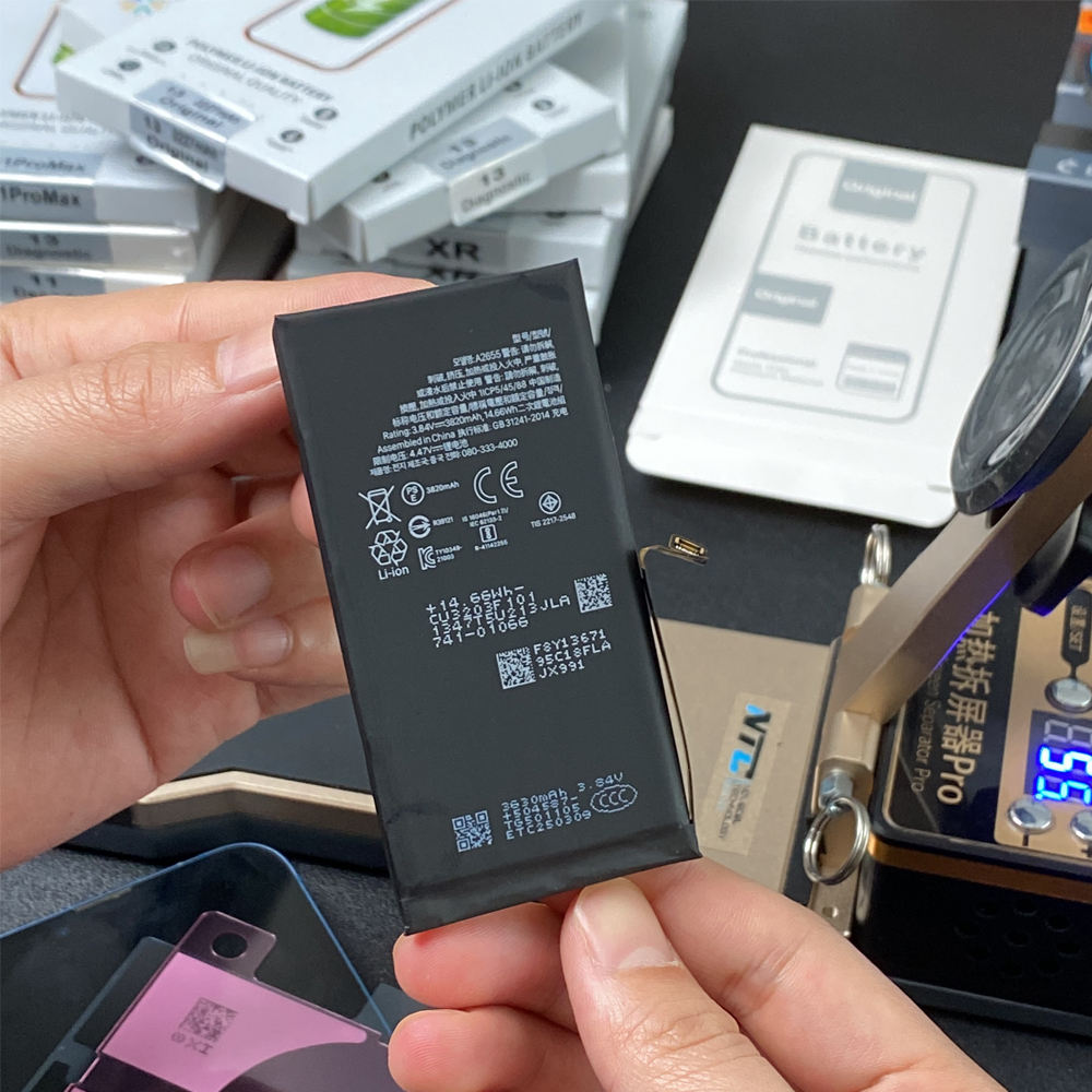 Genuine quality iPhone and Samsung replacement battery used for battery replacement in Edmonton